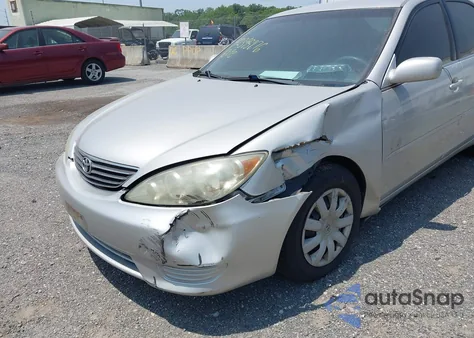 2005 Toyota Camry Le/Xle/Se from USA, damaged, VIN 4T1BE32K45U031371
